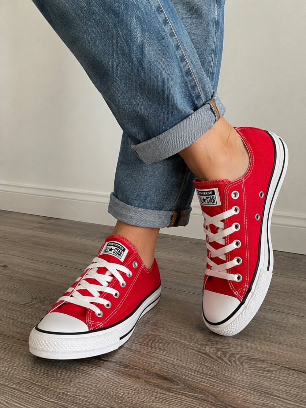 Converse All Star Low Top Sneakers Red White Unisex Men’s 10 Women’s 12
